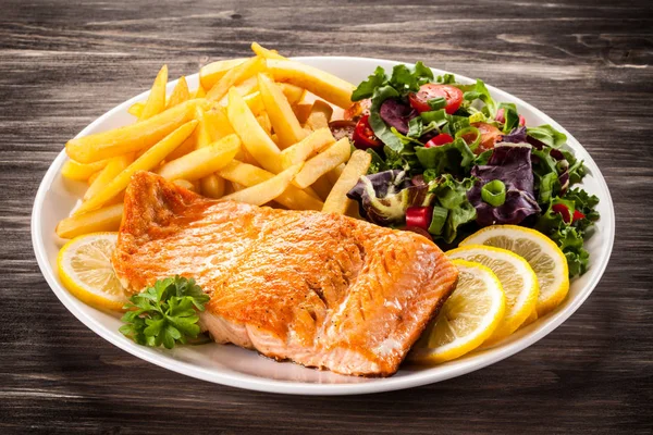 Salmon Steak & Fries